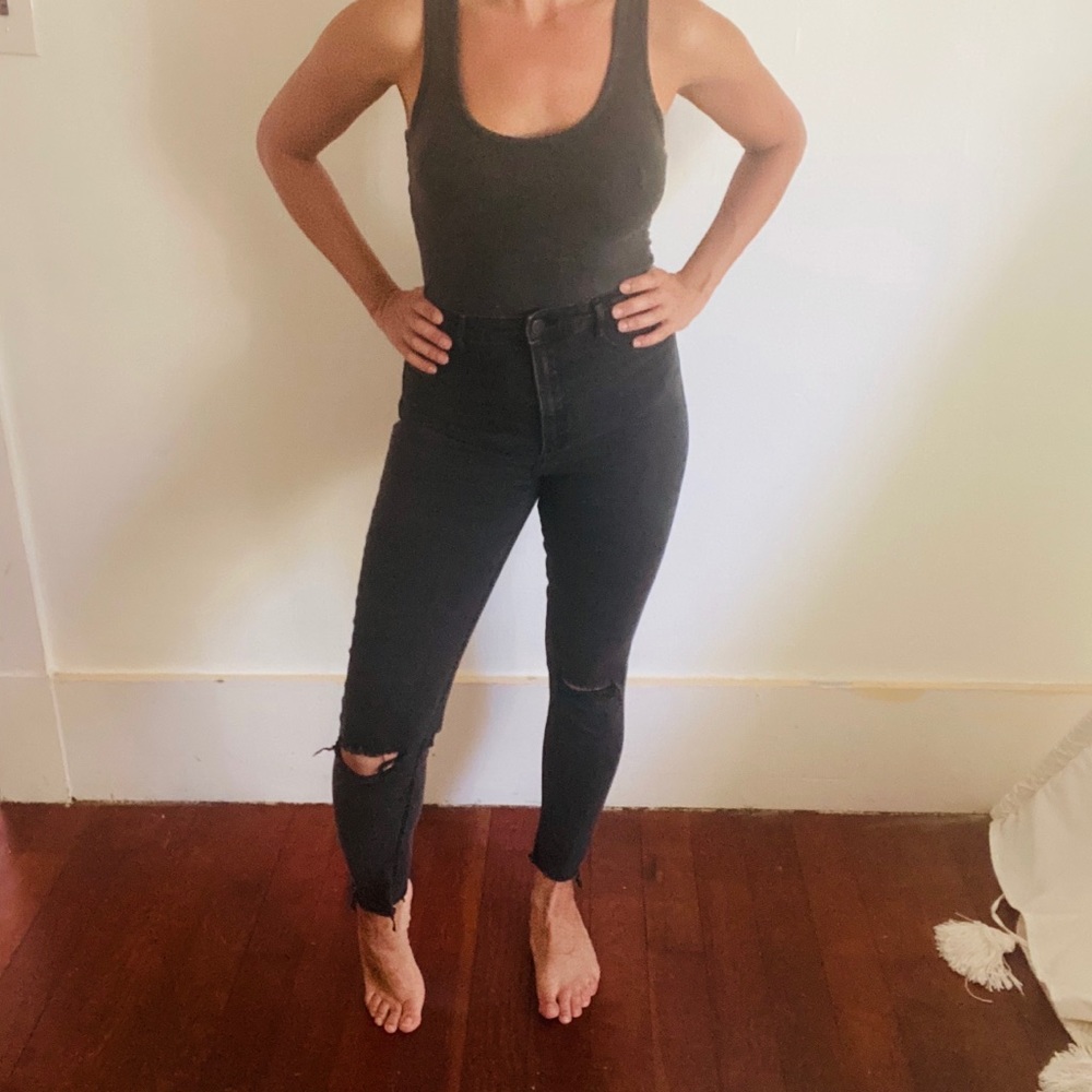 Stretchy high rise skinny jeans